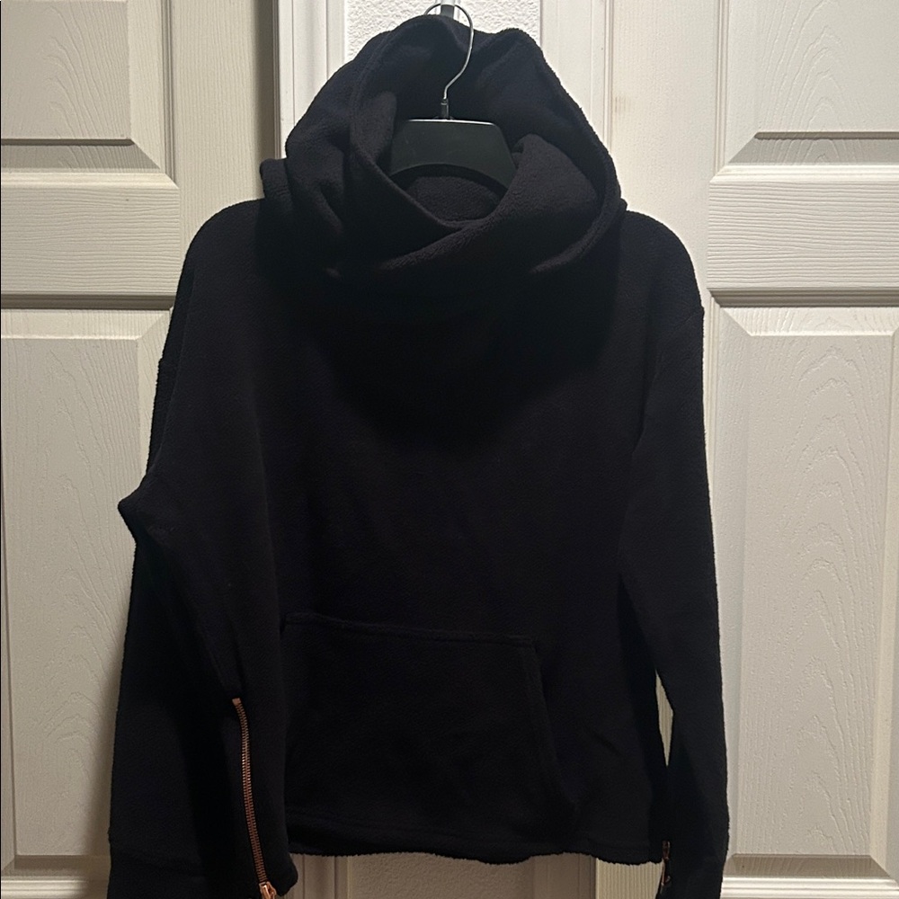 NWOT Undercover Hippie Hoodie